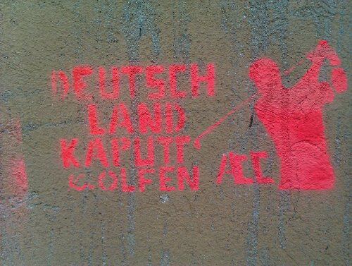 Stencil-Graffiti: Deutschland kaputt golfen